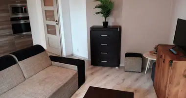 Mieszkanie 2 pokoi w Łódź, Polska