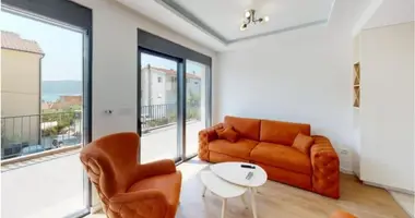 Apartamento 3 habitaciones en Tivat, Montenegro
