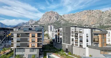 2 bedroom apartment in Konyaalti, Turkey