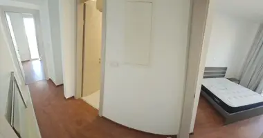 Dom 4 pokoi w Demos Agiou Athanasiou, Cypr