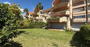 Mieszkanie 4 pokoi w San Pedro Alcantara, Hiszpania