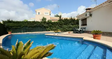 4 room house in Dehesa de Campoamor, Spain