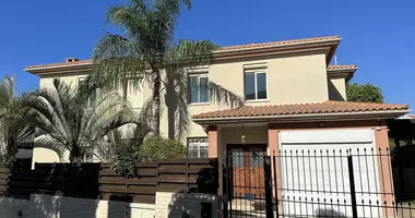 Casa 4 habitaciones en Koinoteta Pyrgou Lemesou, Chipre