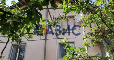 Дом 5 комнат в Bosilkovo, Болгария