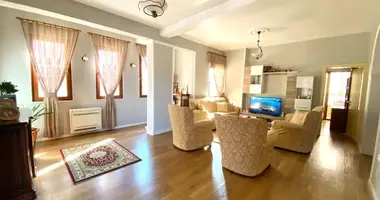 2 bedroom apartment in Tirana Municipality, Albania