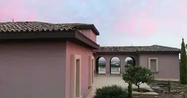 Haus 4 Schlafzimmer in Kato Polemidia, Zypern