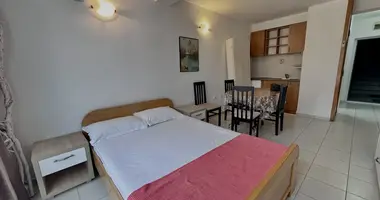 Квартира 2 комнаты в Рафаиловичи, Черногория