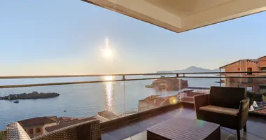 Квартира 1 комната в Свети-Стефан, Черногория