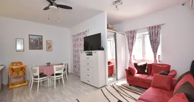 Apartamento 3 habitaciones en Herceg Novi, Montenegro