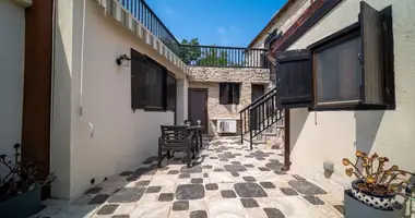 Haus 3 Schlafzimmer in Monagrouli, Zypern