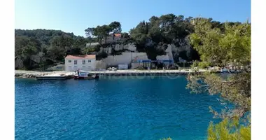 4 room house in Opcina Selca, Croatia