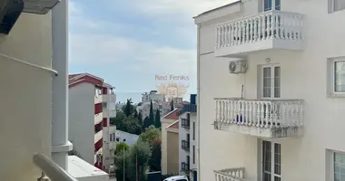 Квартира 3 комнаты в Черногория