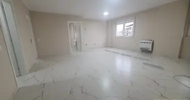 Wohnung 3 zimmer in Tirana, Albanien