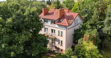 Дом 6 комнат в Варшава, Польша