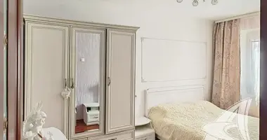 2 room apartment in Muchaviecki sielski Saviet, Belarus