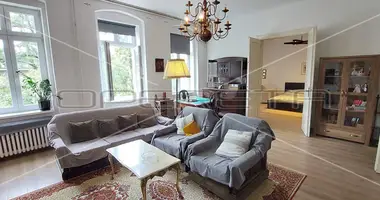 Apartamento 4 habitaciones en Zagreb, Croacia