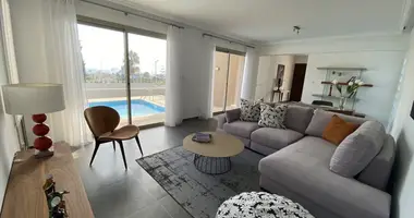 Квартира 4 спальни в Пиргос, Кипр