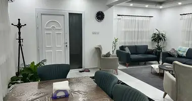 Villa 4 zimmer in Trikomo, Nordzypern