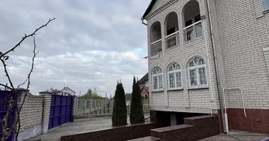 Haus in Baranawitschy, Belarus