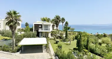Villa 5 bedrooms in Pefkochori, Greece