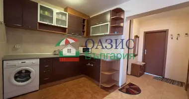 Apartamento 3 habitaciones en Nesebar, Bulgaria