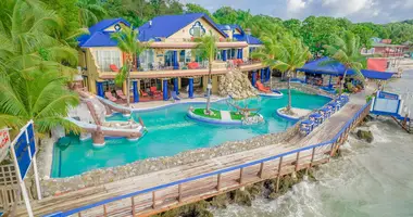 Haus 9 Schlafzimmer in West Bay, Honduras