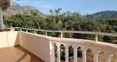 Wohnung 2 Schlafzimmer in Buljarica, Montenegro