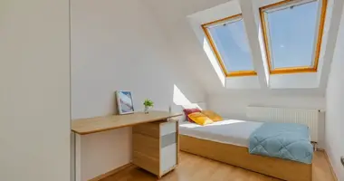 Квартира 4 комнаты в Варшава, Польша