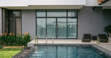 Haus 4 Schlafzimmer in Huai Yai, Thailand