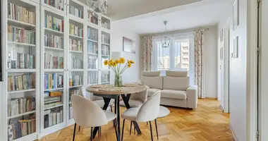 4 room apartment in Warsaw, Poland