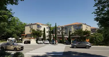 2 bedroom apartment in Lastva Grbaljska, Montenegro