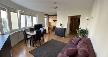 Квартира 2 комнаты в Варшава, Польша