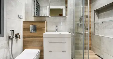 Apartamento 4 habitaciones en Varsovia, Polonia