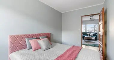 Mieszkanie 2 pokoi w Warszawa, Polska