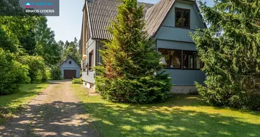 Maison dans Nemencine II, Lituanie