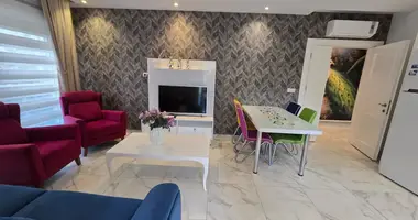 2 bedroom apartment in Mahmutlar, Turkey