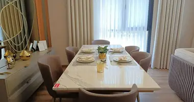 Квартира 4 комнаты в Авджылар, Турция