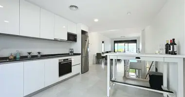 Apartamento 3 habitaciones en Finestrat, Španjolska
