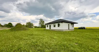 Haus in Dabryniouski sielski Saviet, Belarus
