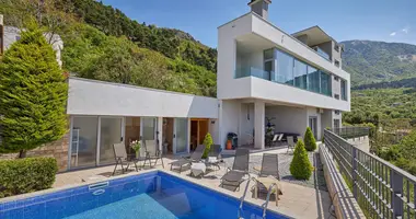 Villa 6 habitaciones en Kavac, Montenegro