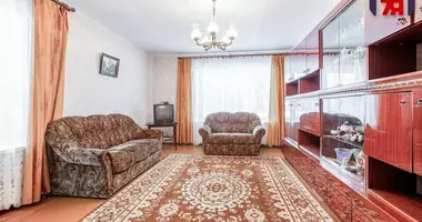 Apartamento 3 habitaciones en Stankauski sielski Saviet, Bielorrusia