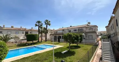 2 bedroom house in Torrevieja, Spain
