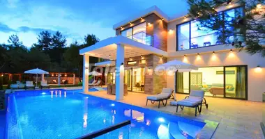 Villa 4 habitaciones en Kalkan, Turquía
