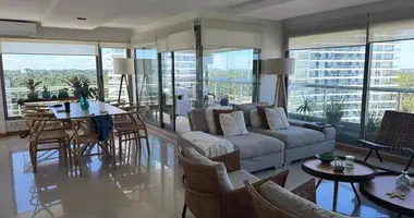 4 bedroom apartment in Punta Del Este, Uruguay