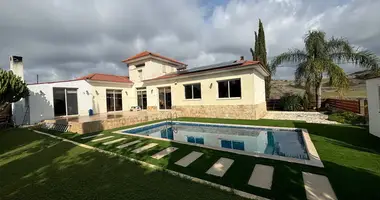 Appartement 3 chambres dans Monagrouli, Chypre