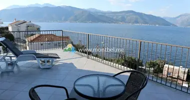 2 bedroom house in Krasici, Montenegro