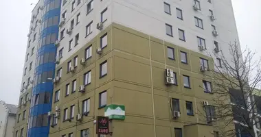 Oficina 398 m² en Minsk, Belarús