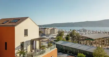 Квартира 3 комнаты в Тиват, Черногория
