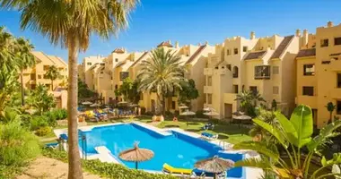 2 bedroom apartment in Manilva, Spain
