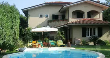 Villa en Forte dei Marmi, Italia